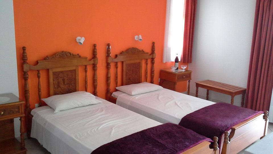 Hotel Agnanti Agios Konstantinos  ภายนอก รูปภาพ